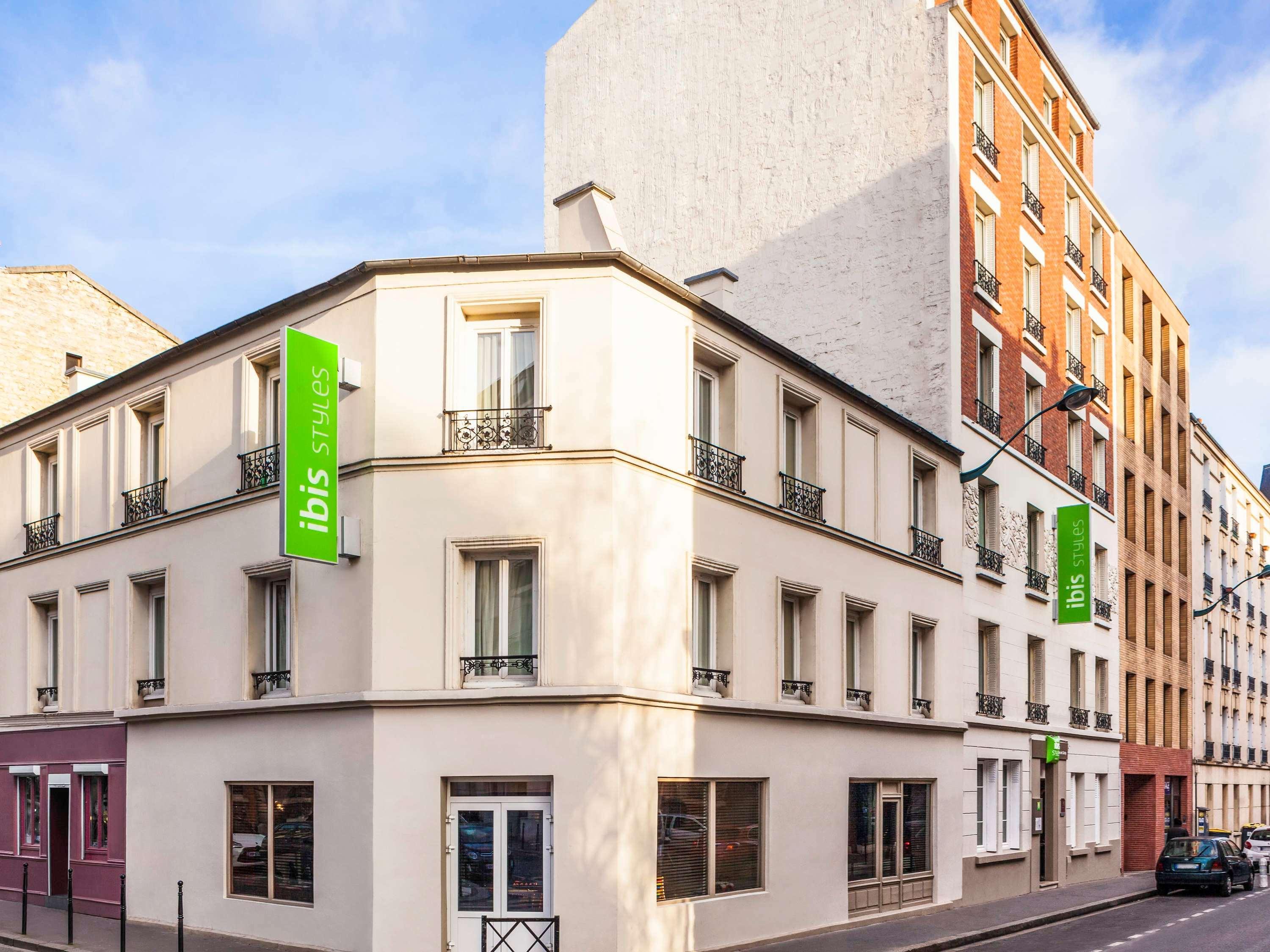 Hotel Ibis Styles Paris Mairie De Clichy Exterior foto